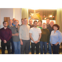 Die Kandidatinnen und Kandidaten der Parksteiner SPD mit Maria Sauer.